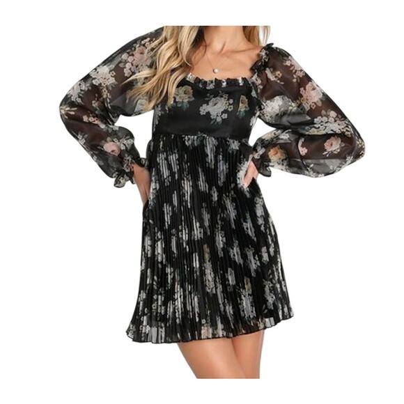Lulus Sweetest Affection Black Floral Pleated Babydoll Mini Dress NWT New M - Picture 2 of 9